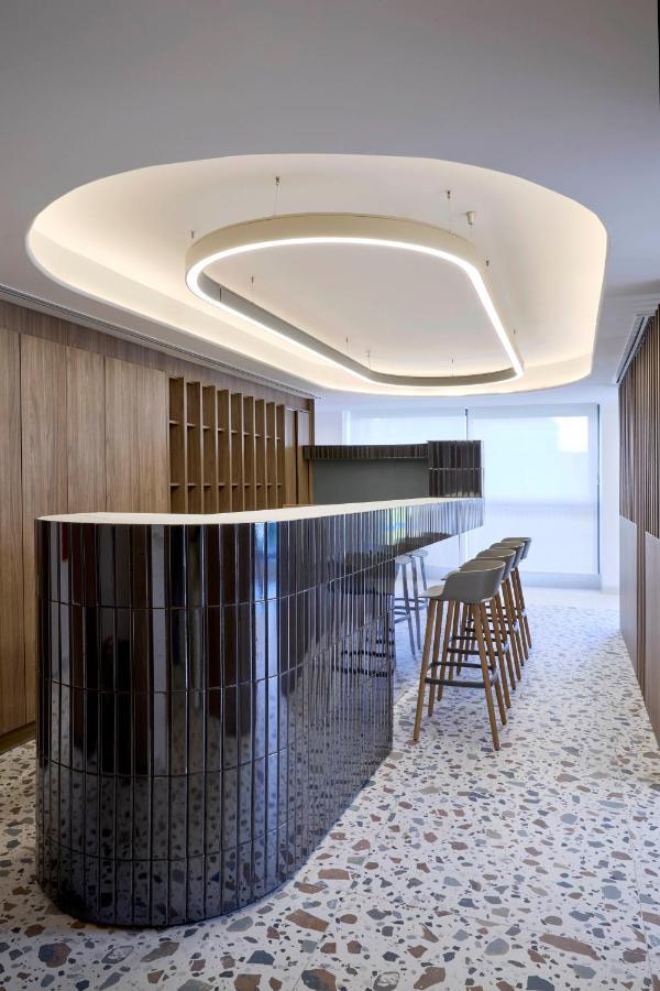 Twinn Downtown Piraeus, Santikos Collection Ngoại thất bức ảnh